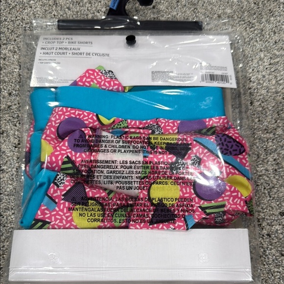 80's Workout Kit with Pink and Blue Pattern - Picture 4 of 5